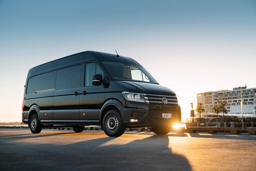  Volkswagen Crafter High Roof Van LWB 2018 года  (AU) (фото 2 из 28)